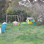 L Entre Deux D Hotes Privatunterkunft *