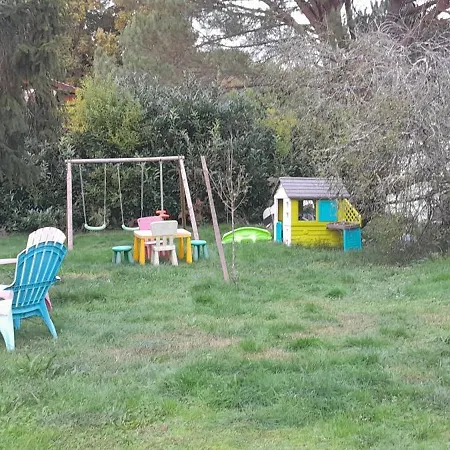 L Entre Deux D Hotes Homestay *