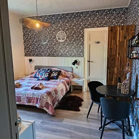 L Entre Deux D Hotes *