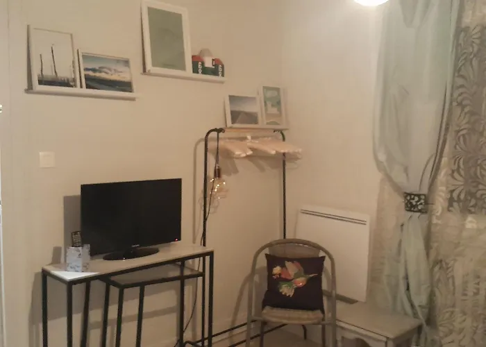 L Entre Deux D Hotes