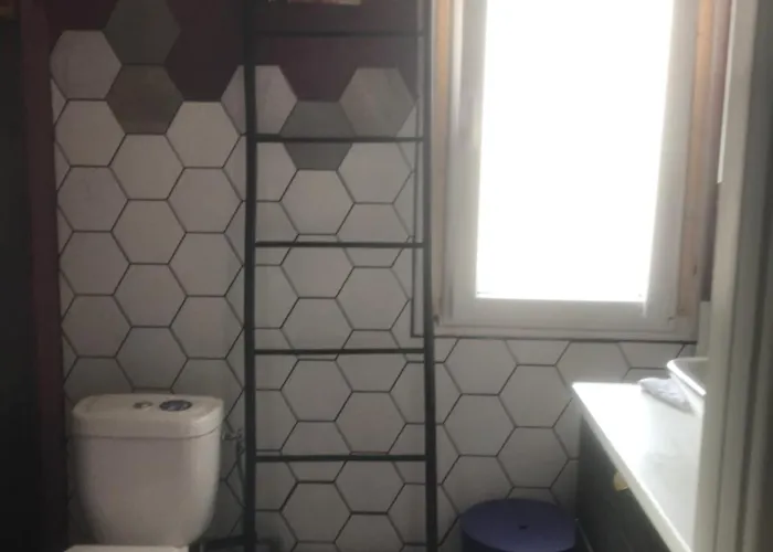 Проживание в семье L Entre Deux D Hotes